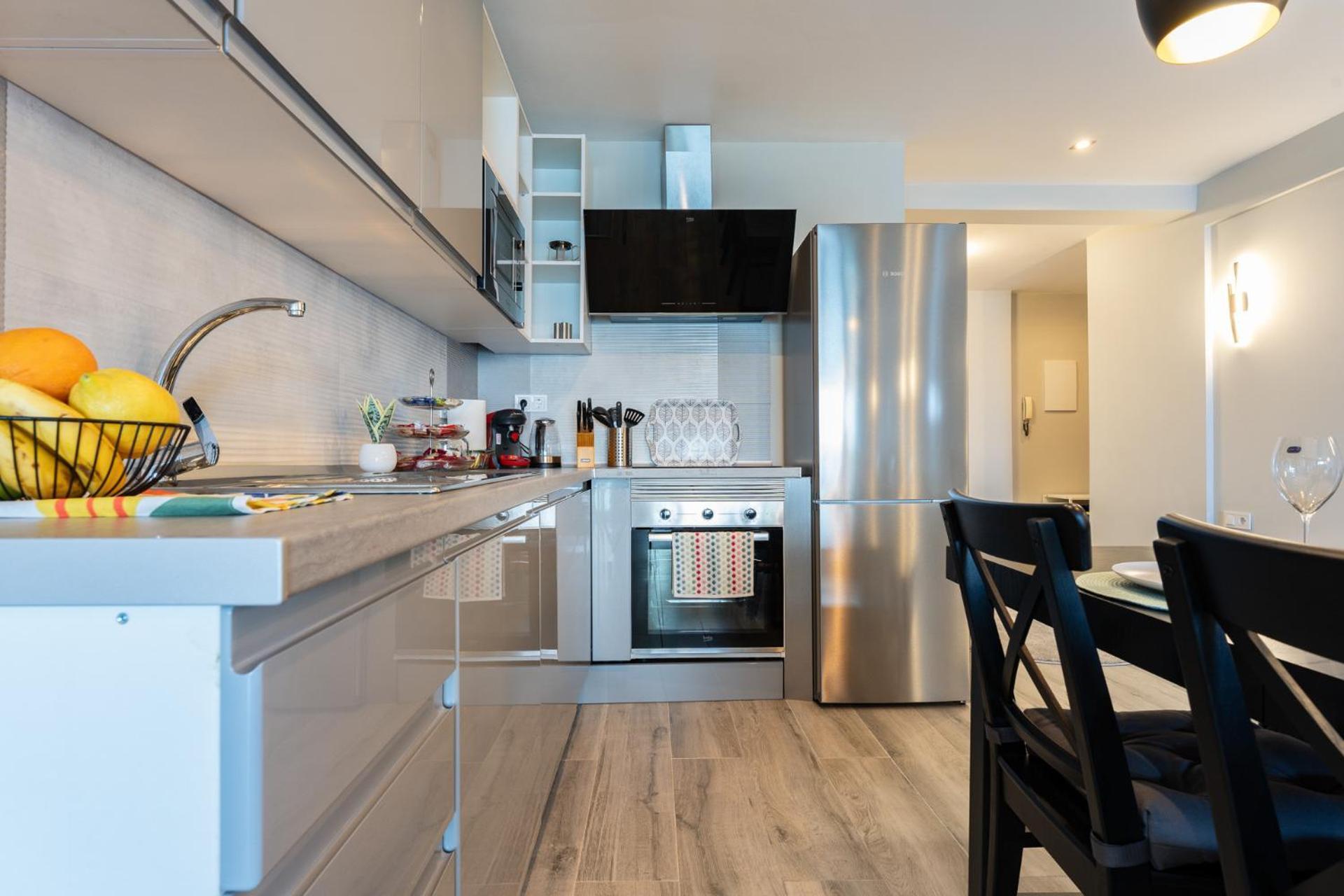 Malagasuite Golden Views Фуeнхирола Екстериор снимка
