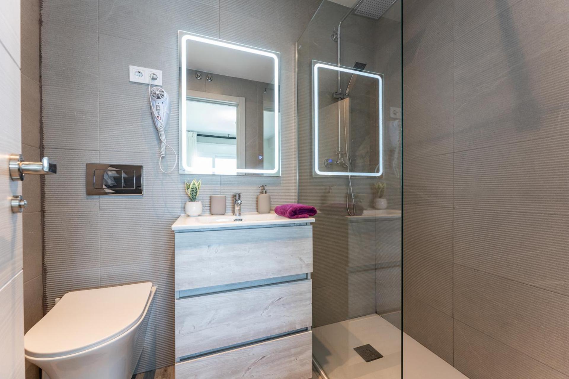 Malagasuite Golden Views Фуeнхирола Екстериор снимка