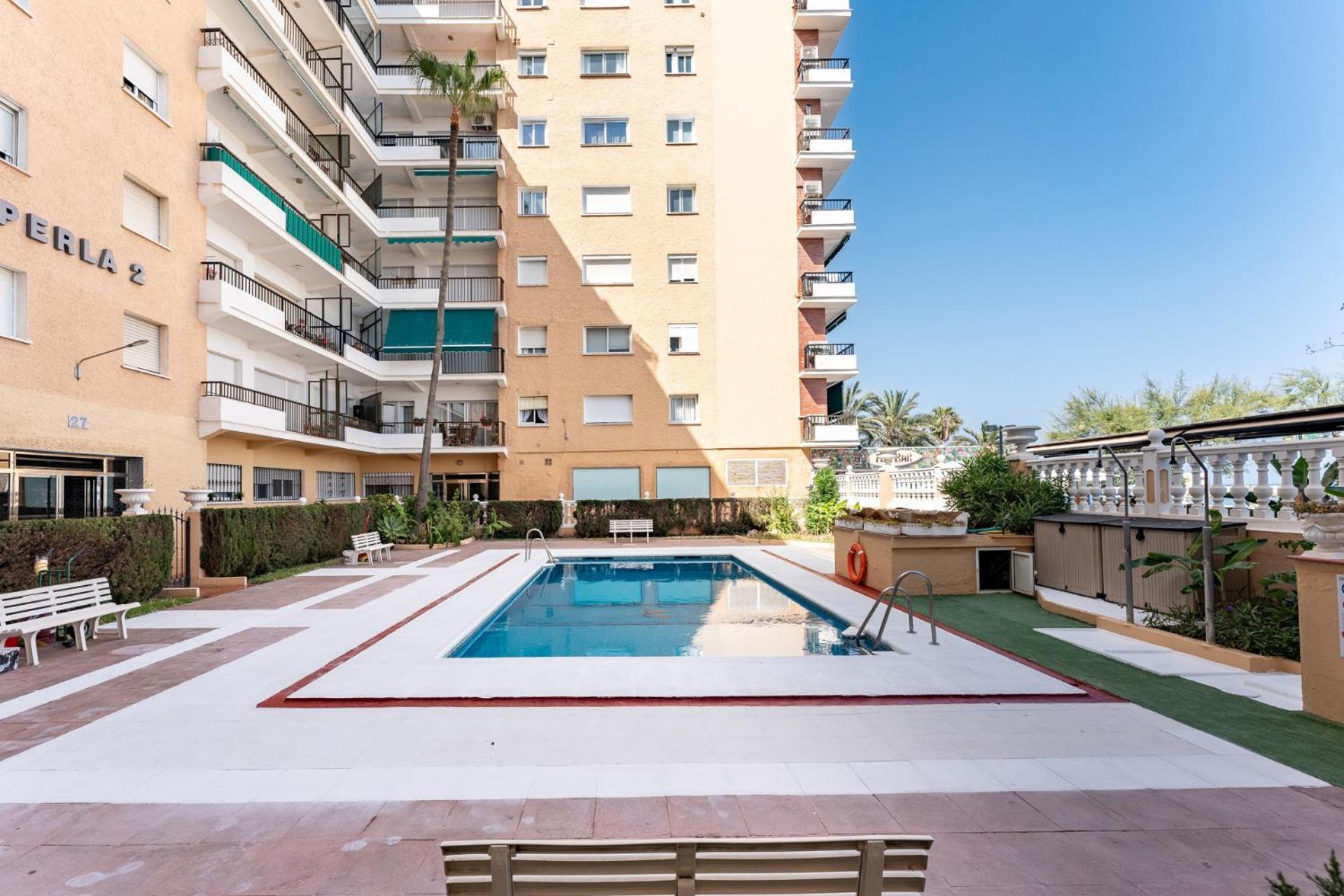 Malagasuite Golden Views Фуeнхирола Екстериор снимка